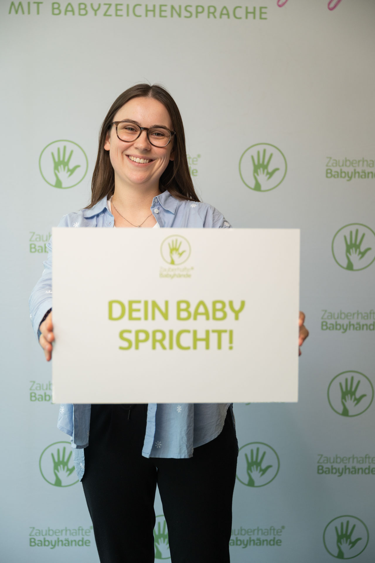 Babyzeichen mit Spiel und Musik bei Mamalea